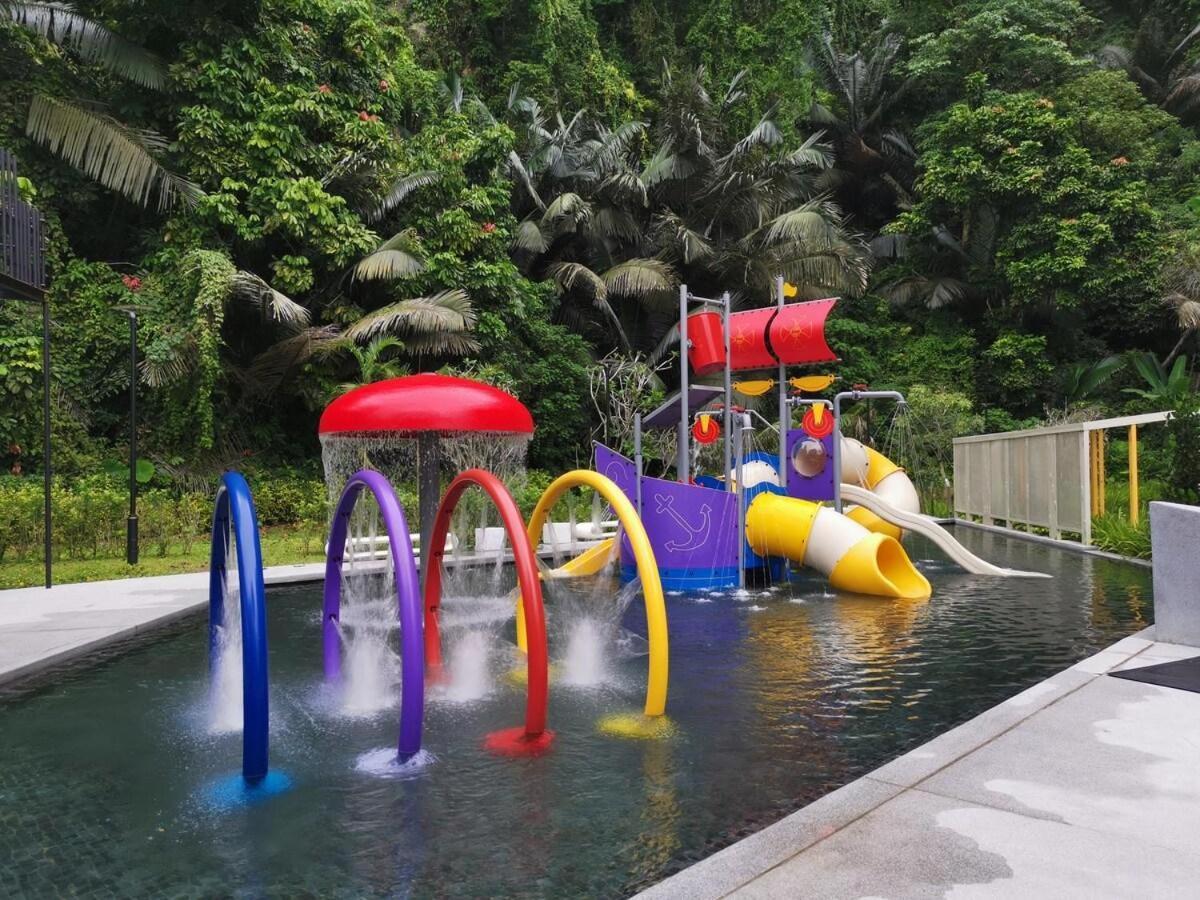 Ipoh Waterpark The Cove Premium Suites 7-13Pax By Iwh Buitenkant foto